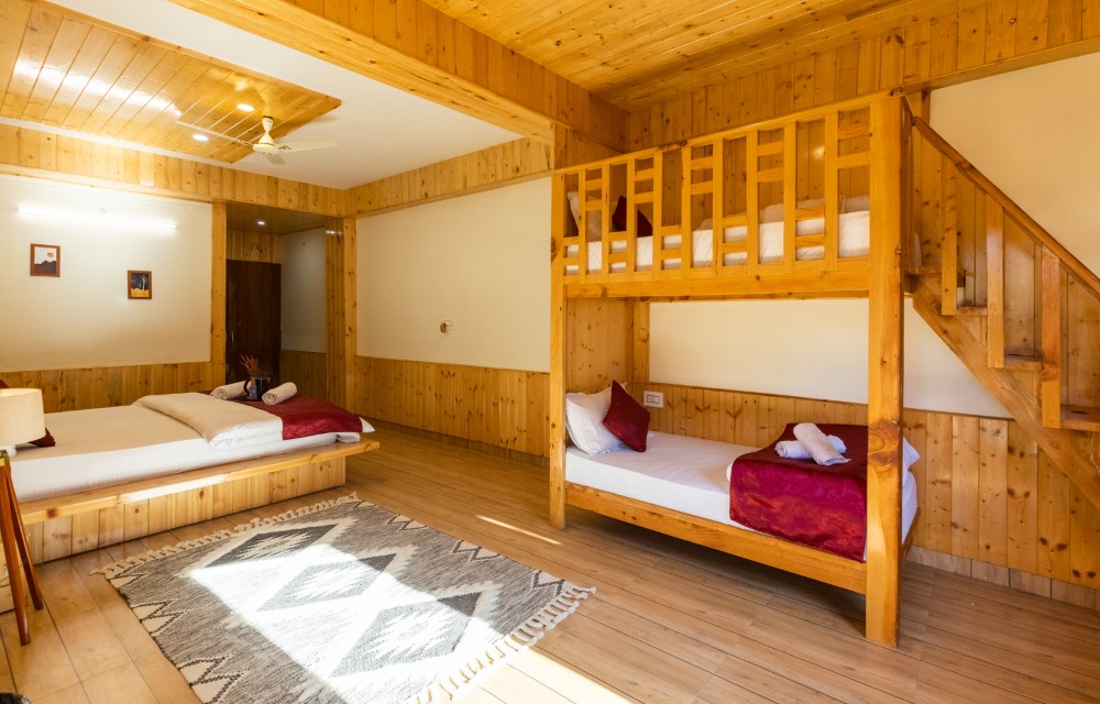 The Evara Stays Jibhi Rooms Pictures