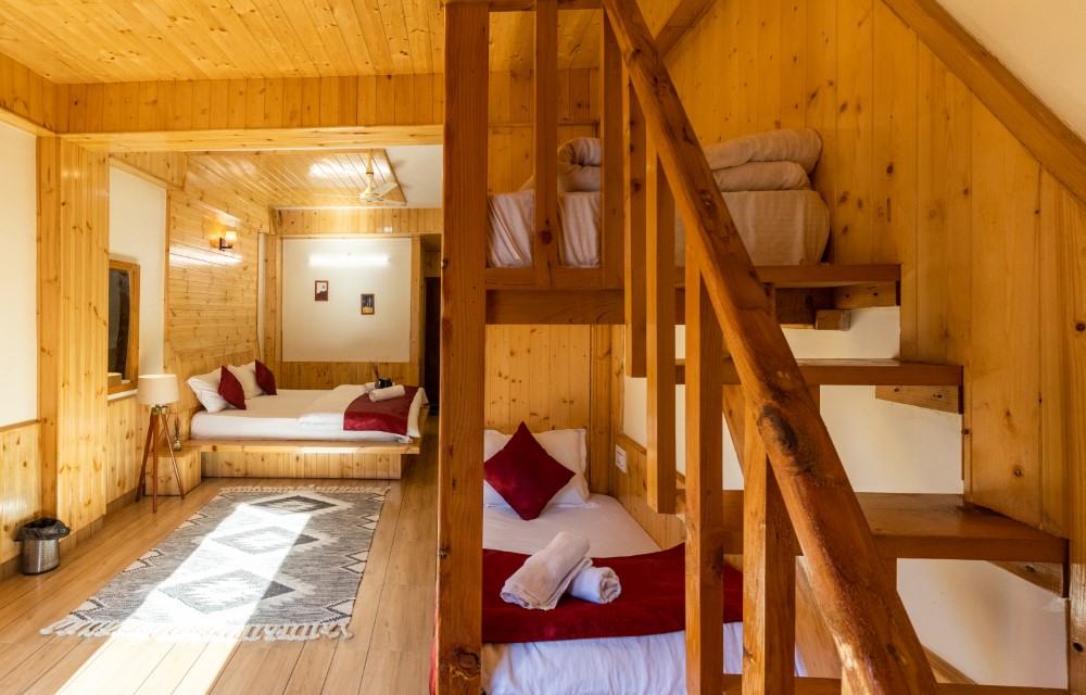 The Evara Stays Jibhi Rooms Pictures