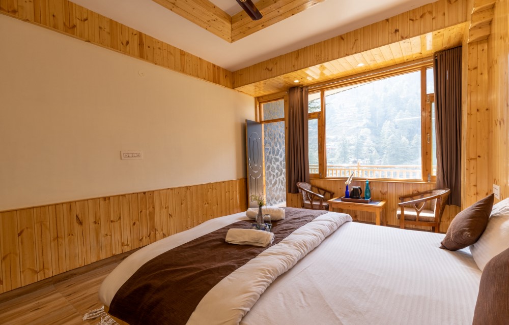 The Evara Stays Jibhi Rooms Pictures