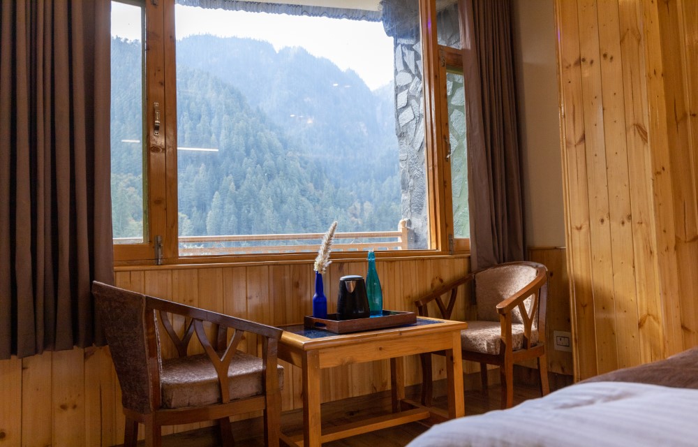 The Evara Stays Jibhi Rooms Pictures