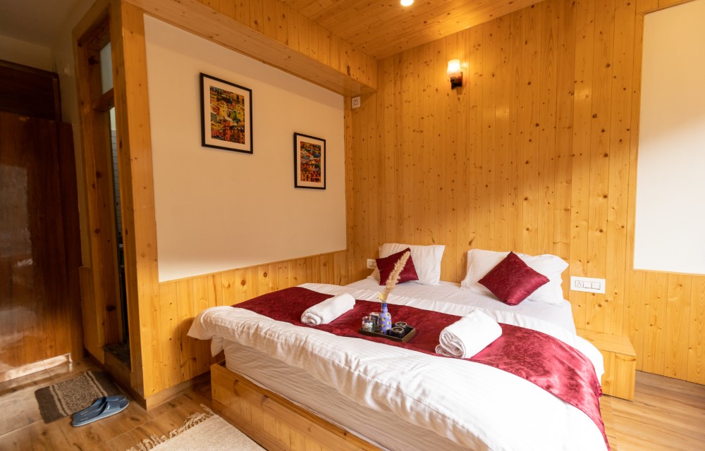 The Evara Stays Jibhi Room Picture The Evara Stays Jibhi Room Picture